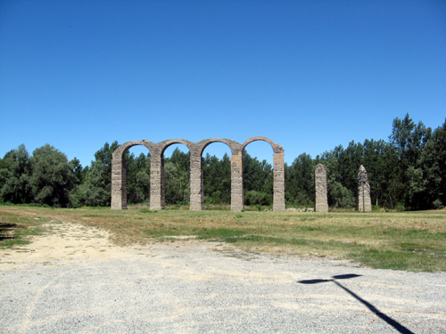Roman aquaduct ruin