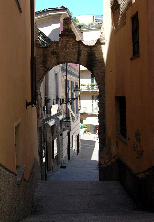 Acquiterme Alley
