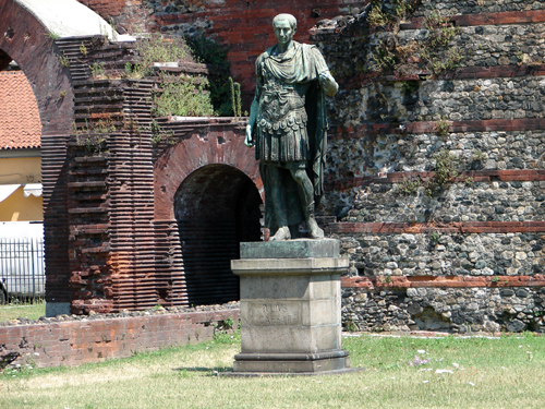 Caesar in Torino